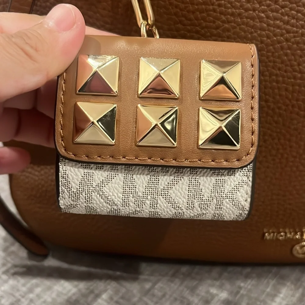 MICHAEL Michael Kors Leather Large boho Shoulder Bag and air pods case